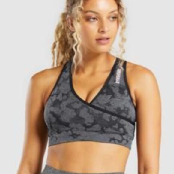 Gymshark Adapt Camo Seamless Medium Support Sports Bra, Black, Size Medium - Picture 1 of 12